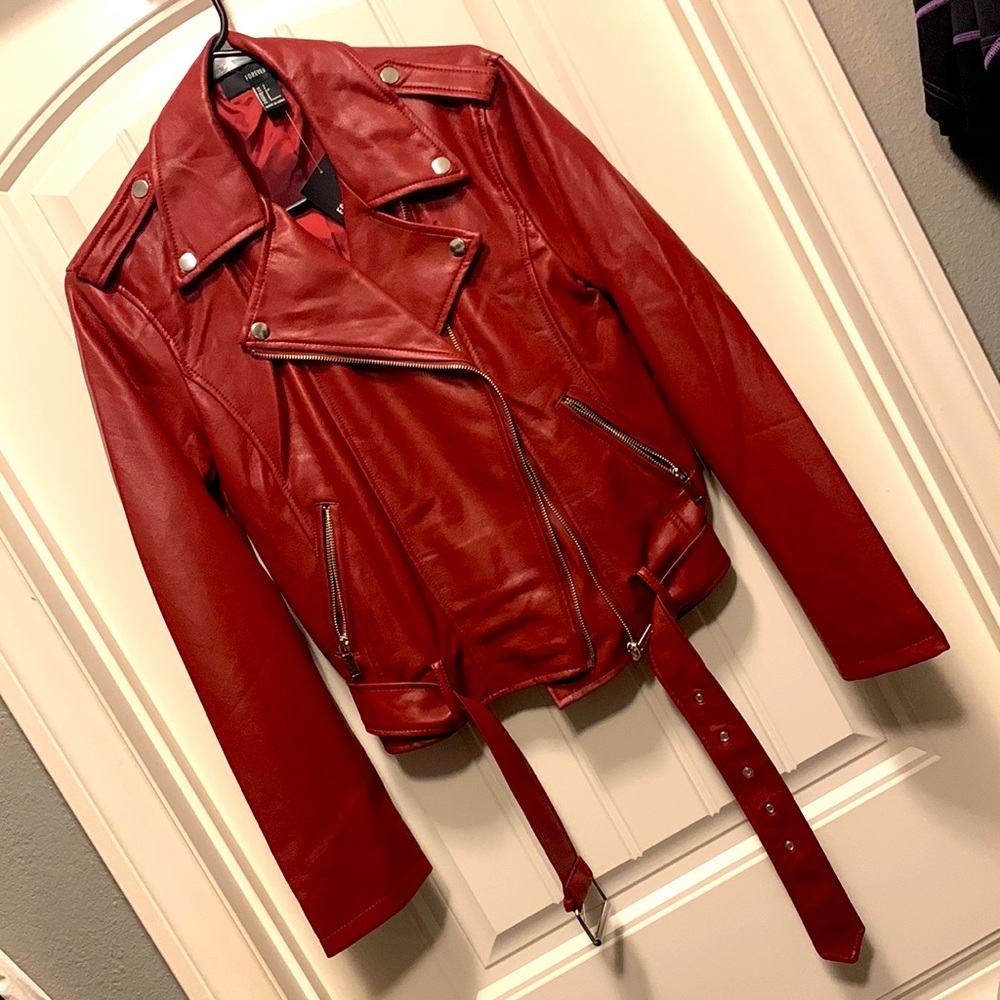 ❤️NWT! - Forever21 Burgundy Faux Leather Jacket SMALL❤️